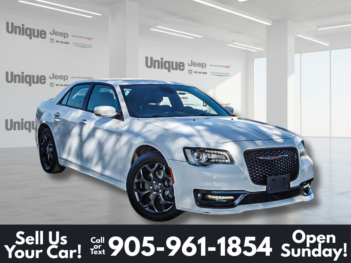 Chrysler 300 2023