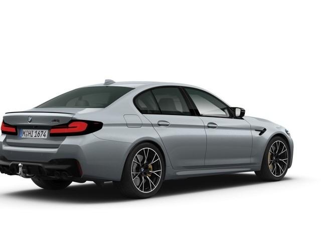 BMW M5 2022