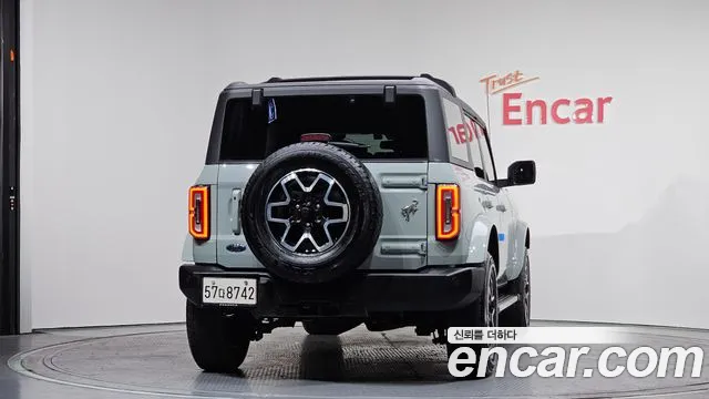 Ford Bronco 2023