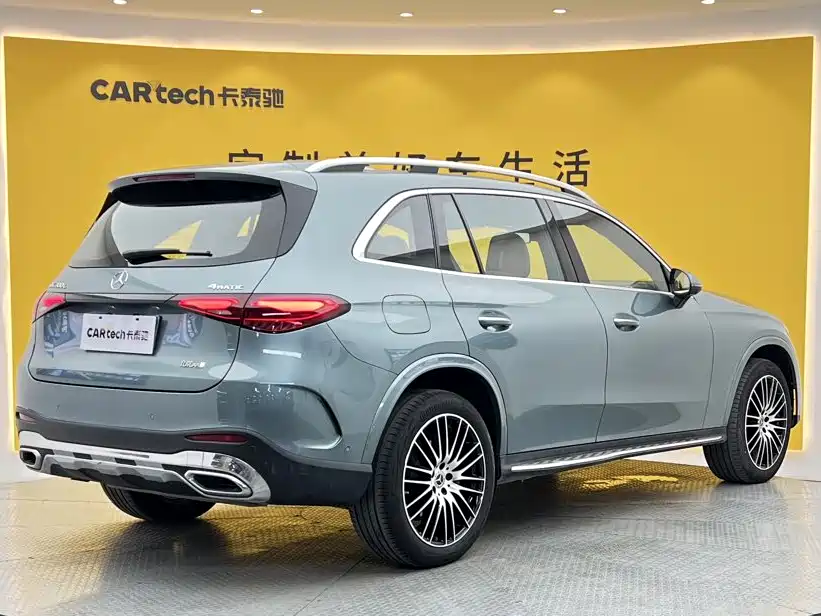 Mercedes-Benz GLC 2025