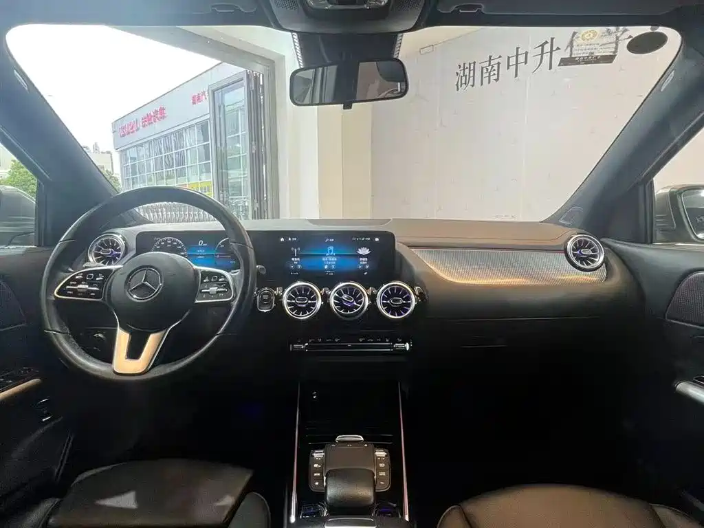 Mercedes-Benz EQA 2023