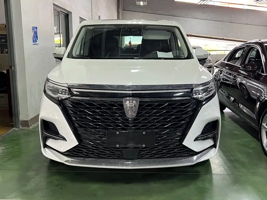 Roewe iMAX8 2021