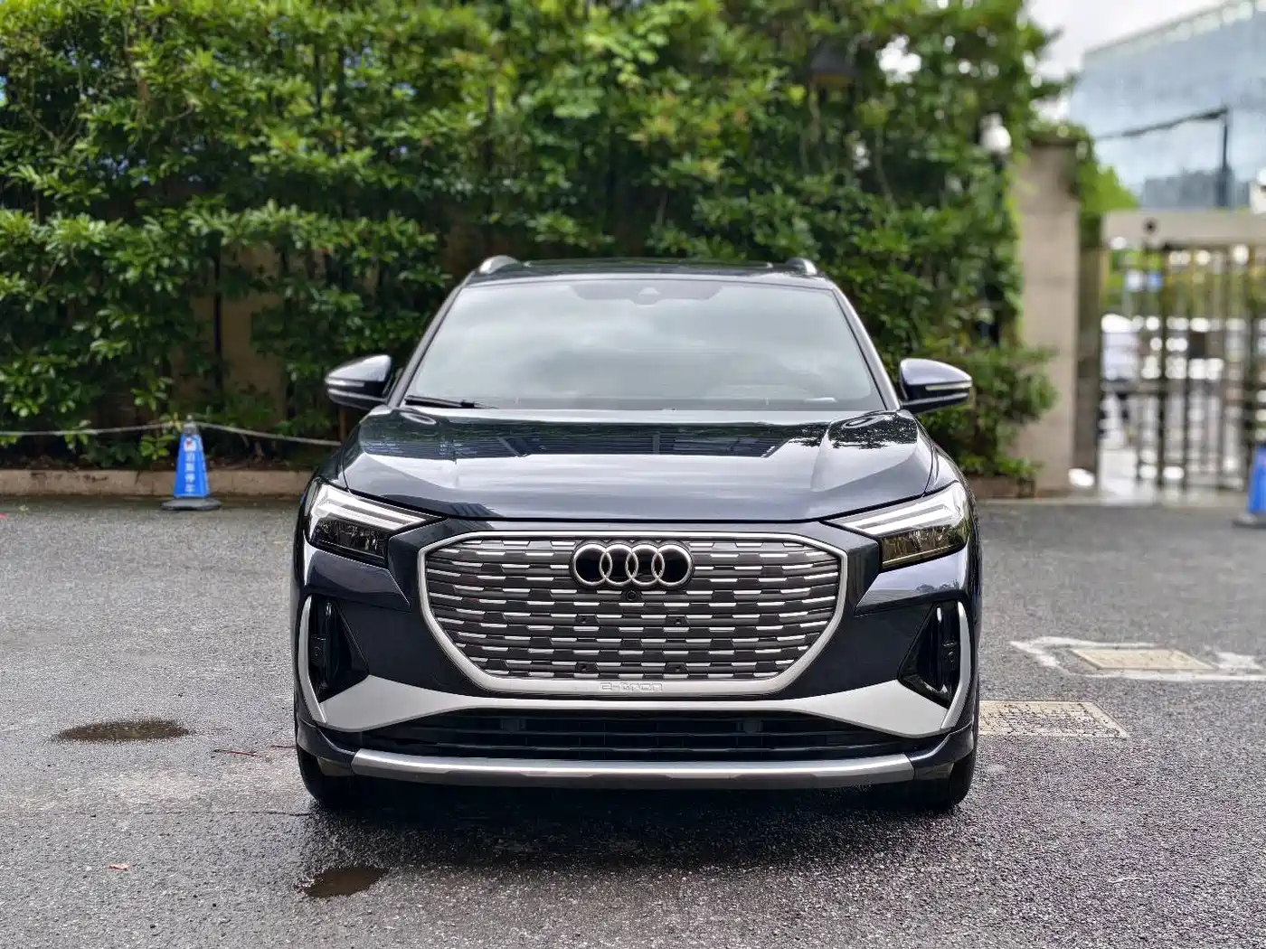 Audi Q4 e-tron 2024