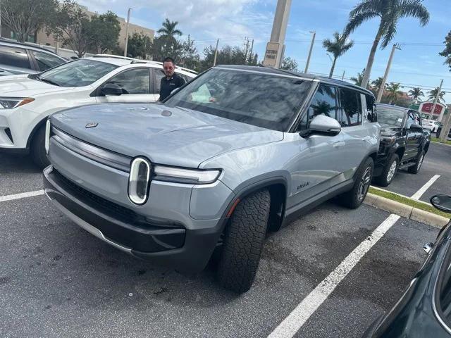Rivian R1S 2026
