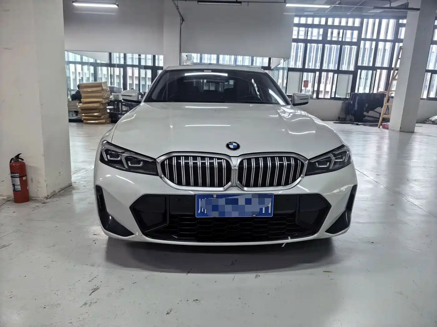 BMW 3 серии 2023