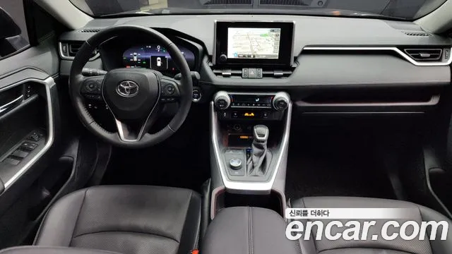 Toyota RAV4 2024