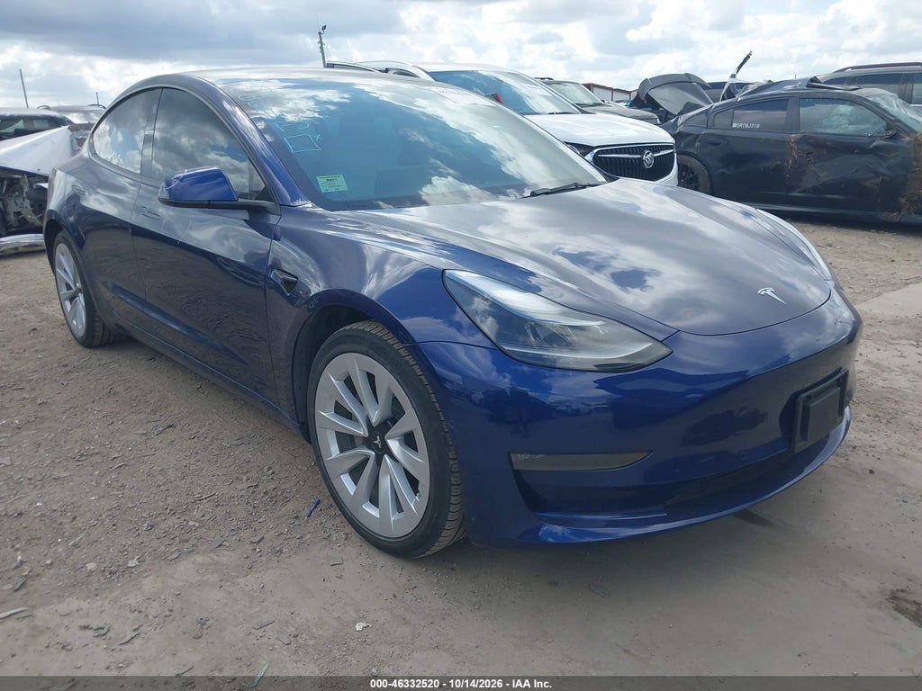 Tesla Model 3 2022