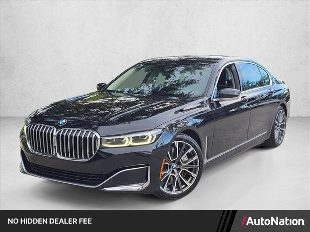 BMW 750 2021
