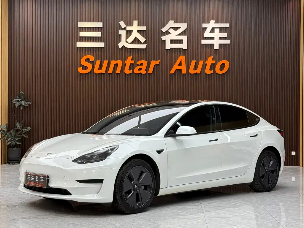 Tesla Model 3 2023