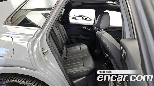 Audi Q4 e-tron 2023