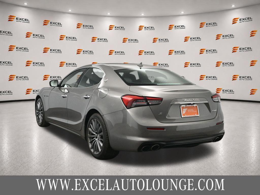 Maserati Ghibli 2021