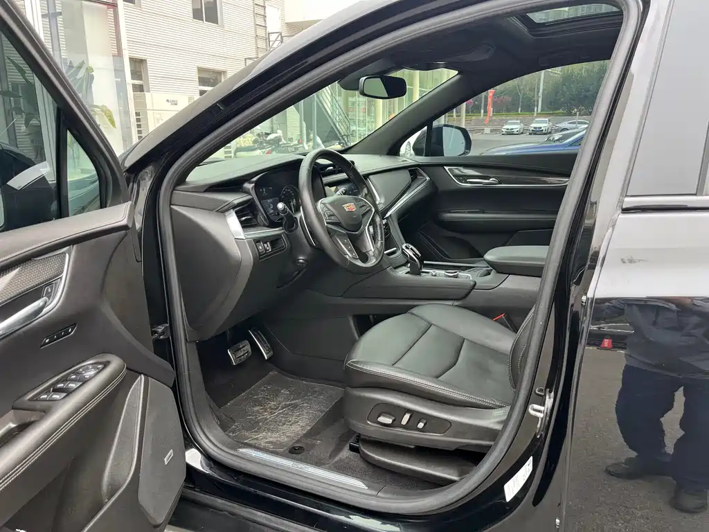 Cadillac XT5 2023