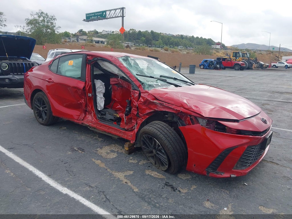 Toyota Camry 2025