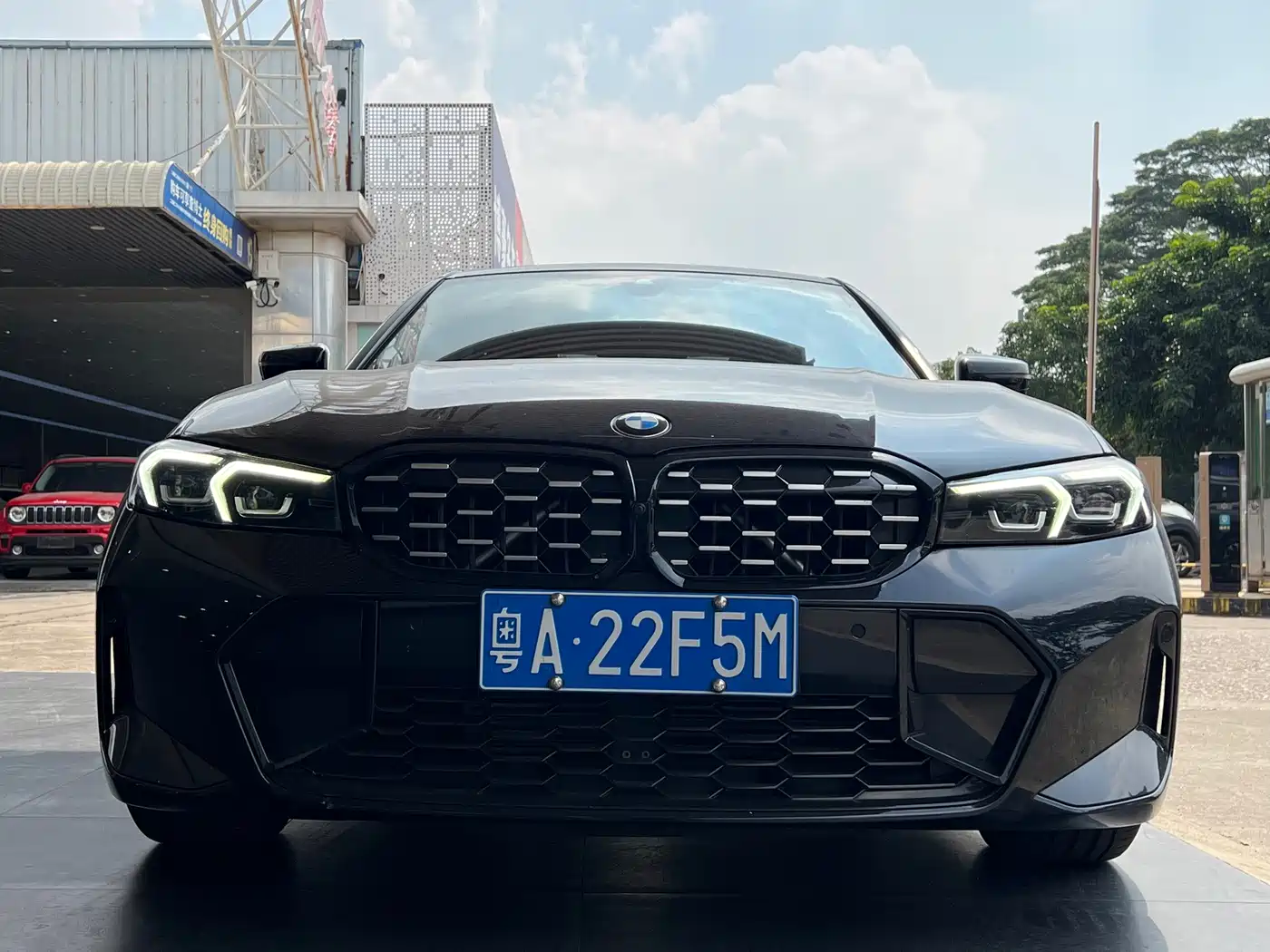 BMW 3 серии 2023