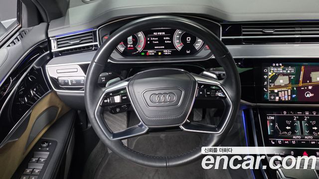 Audi A8 2022