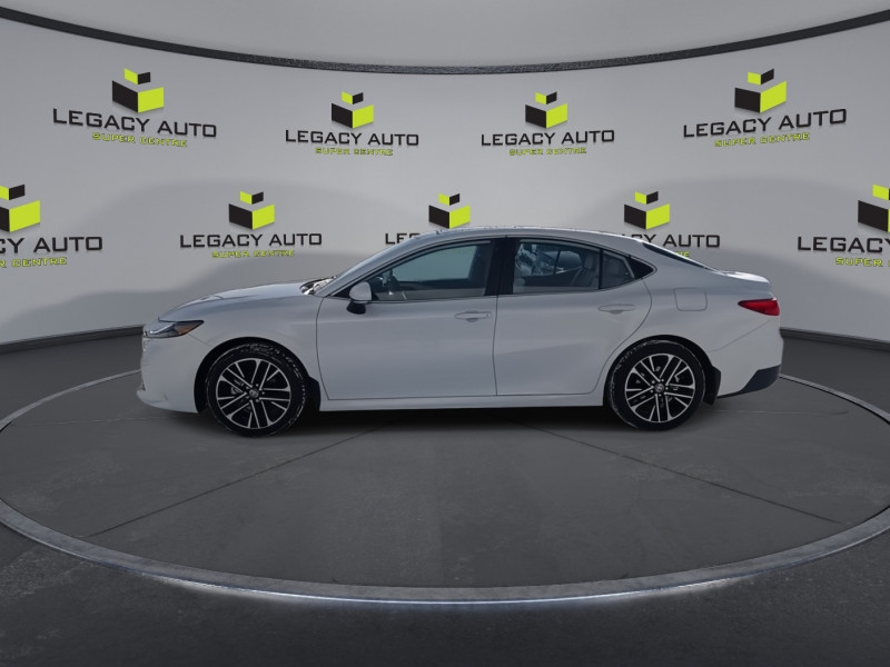 Toyota Camry 2025