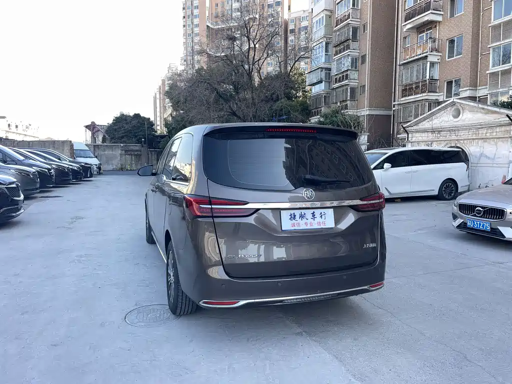 Buick GL8 2023