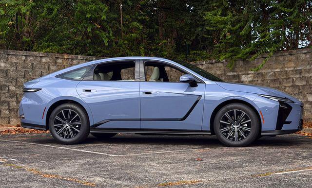 Lexus ES 2026