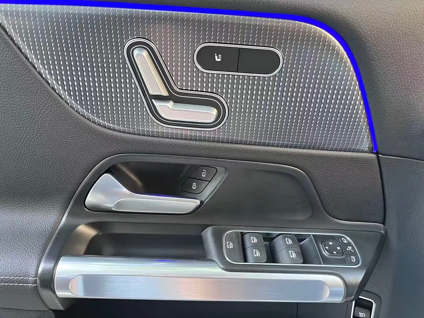 Mercedes-Benz GLB 2021