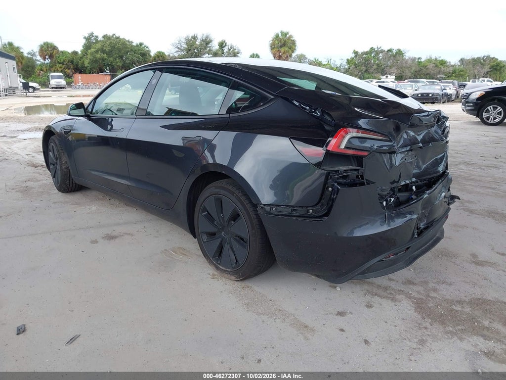 Tesla Model 3 2025