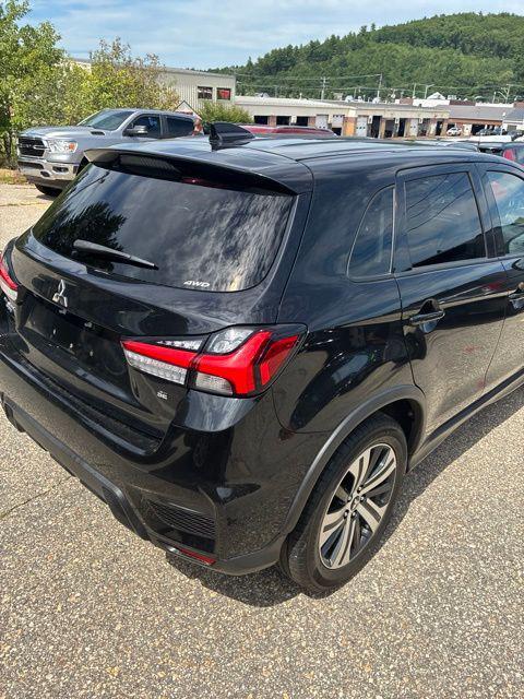 Mitsubishi Outlander Sport 2021