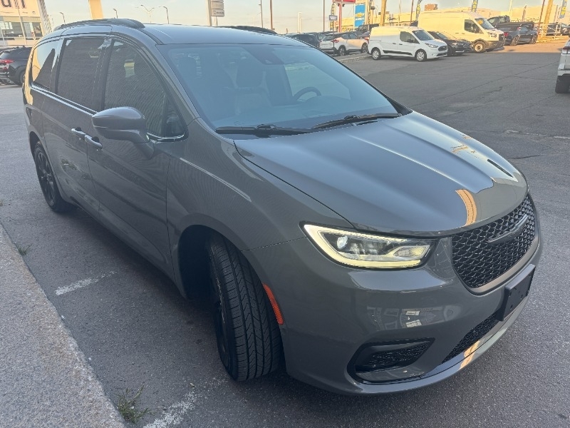 Chrysler Pacifica 2022