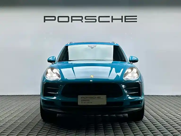 Porsche Macan 2021