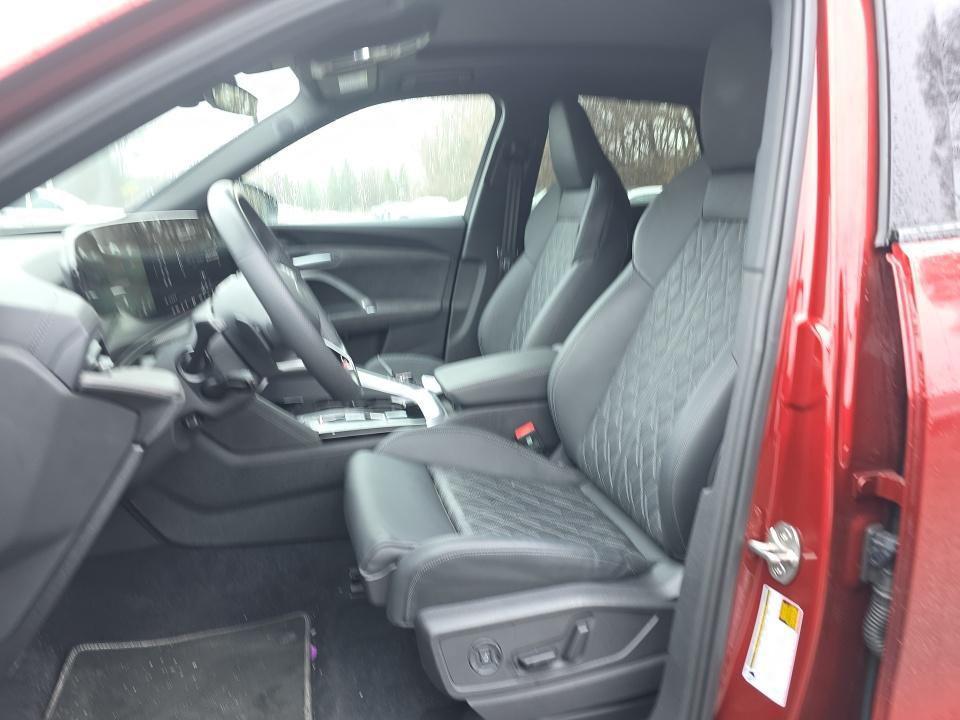 Audi SQ5 2025
