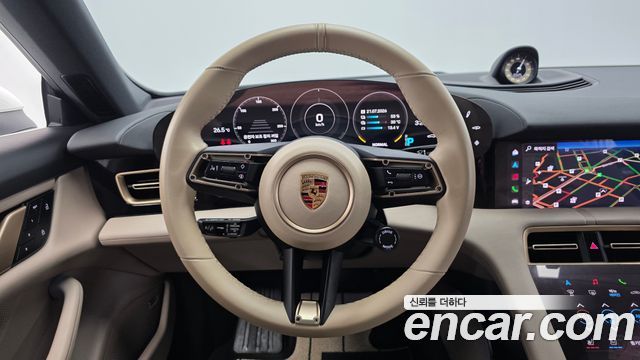 Porsche Taycan 2023