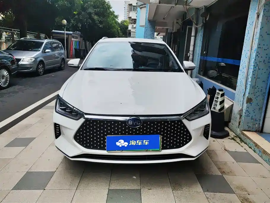 BYD E2 2020