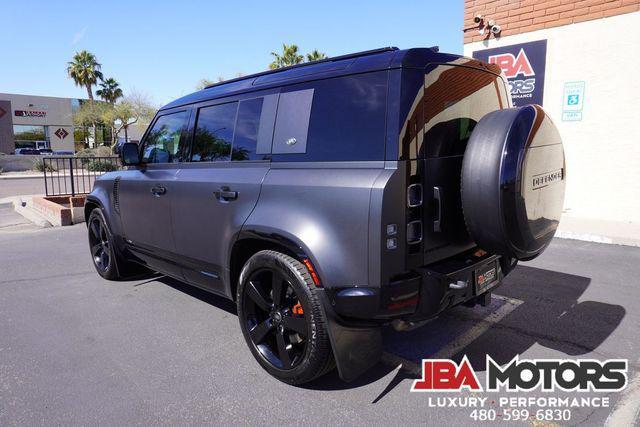 Land Rover Defender 2023