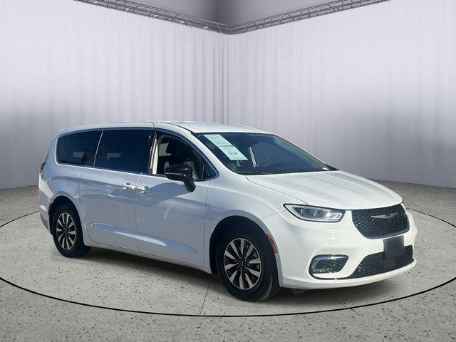 Chrysler Pacifica 2024
