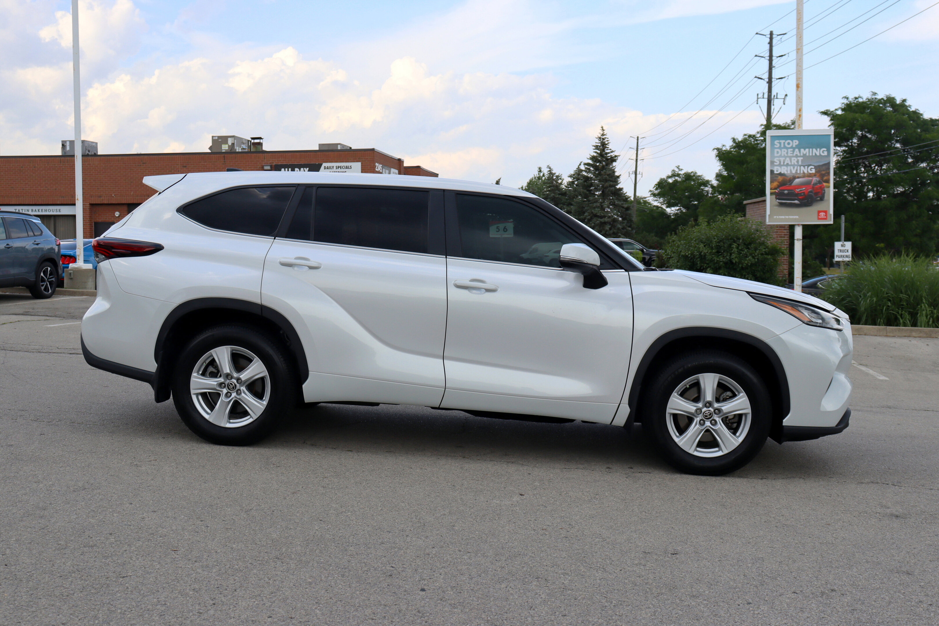 Toyota Highlander 2024