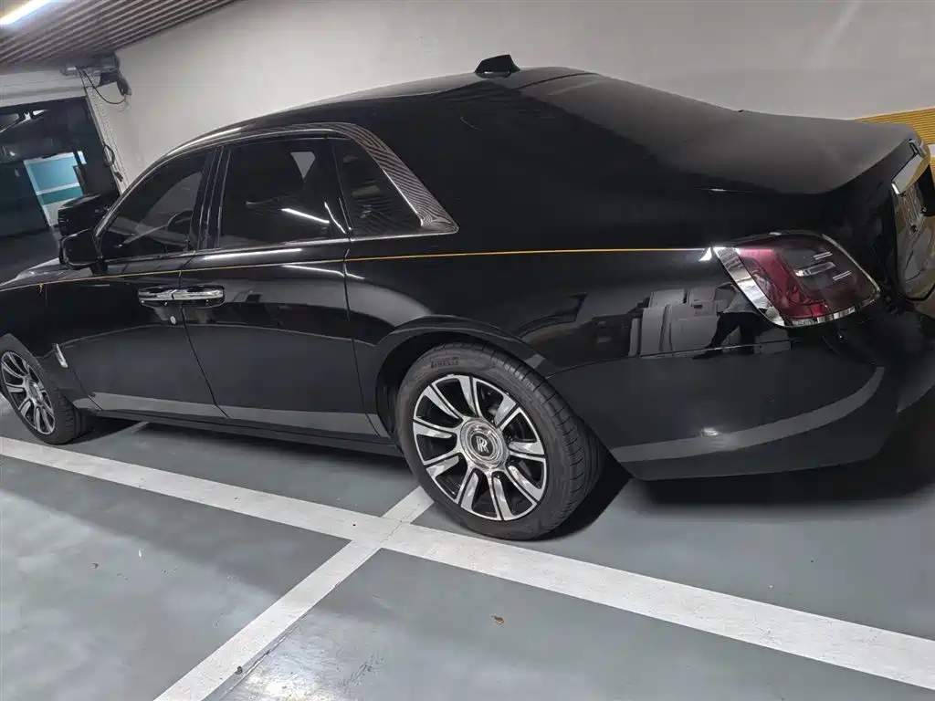 Rolls-Royce Ghost 2023