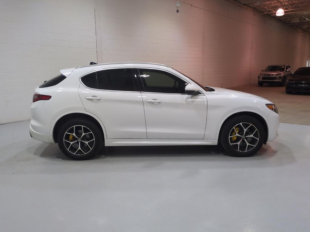 Alfa Romeo Stelvio 2021