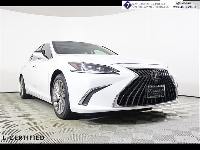 Lexus ES 2022