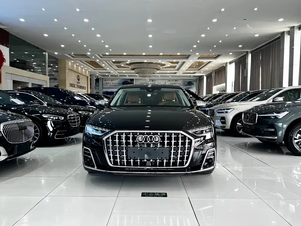 Audi A8 2023