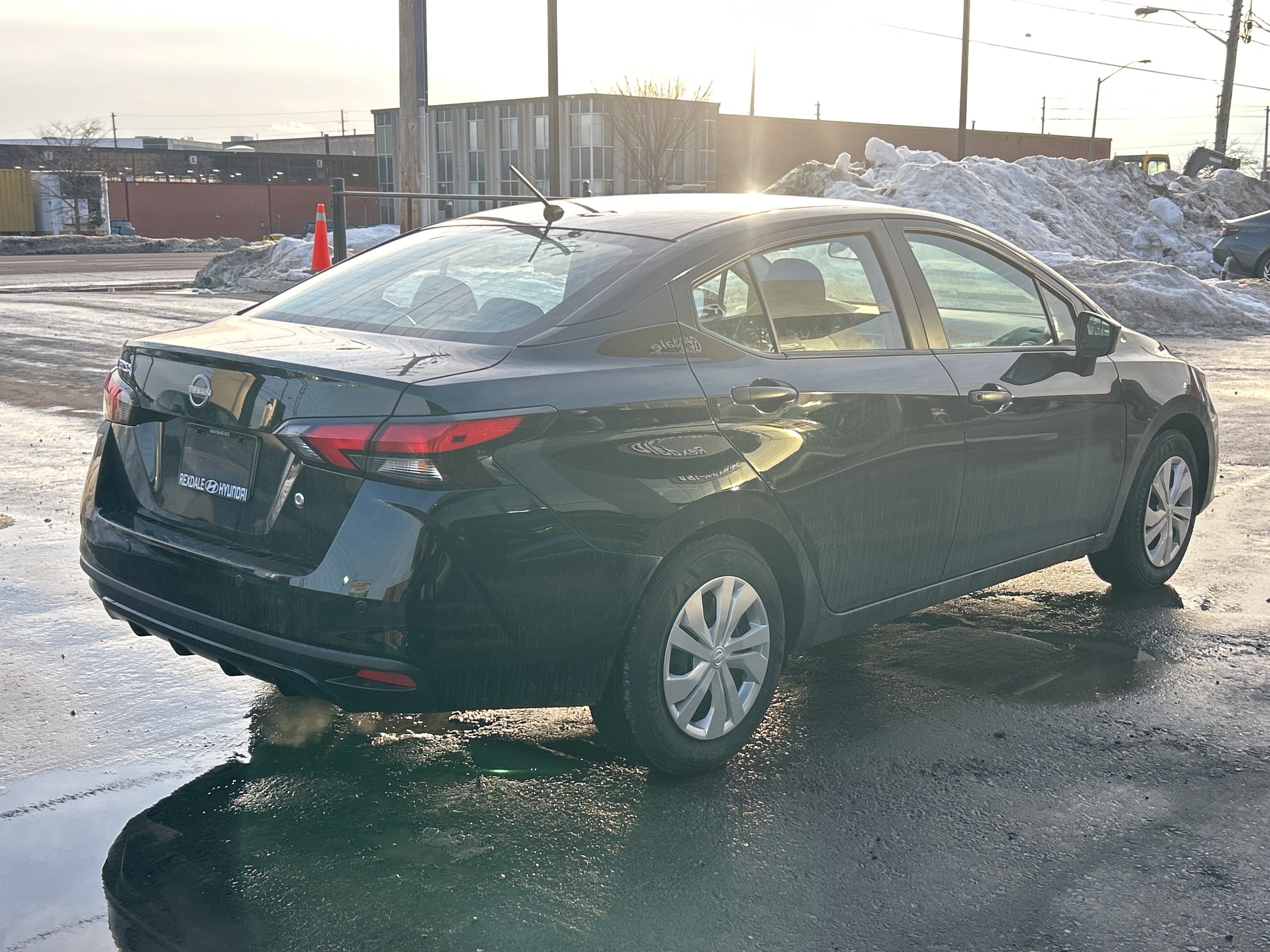 Nissan Versa 2024