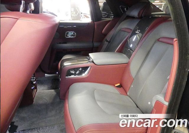 Rolls-Royce Ghost 2022