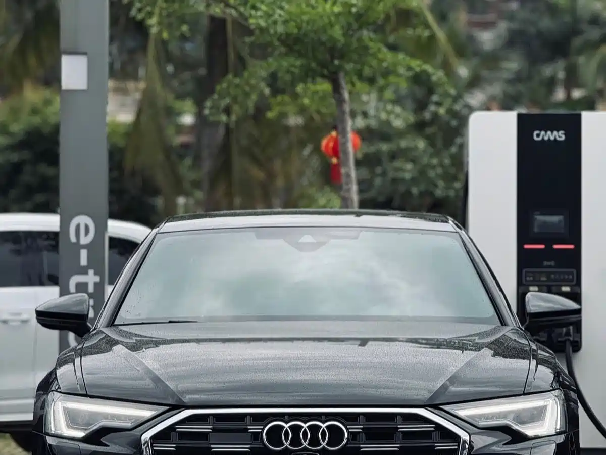 Audi A6 2025
