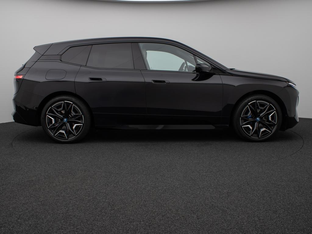 BMW iX 2024