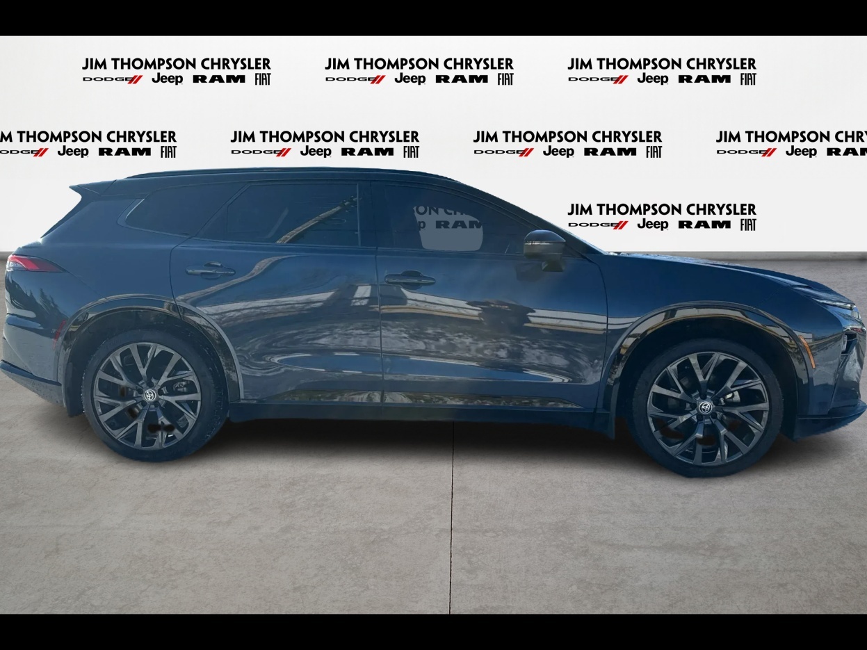Toyota Crown 2025