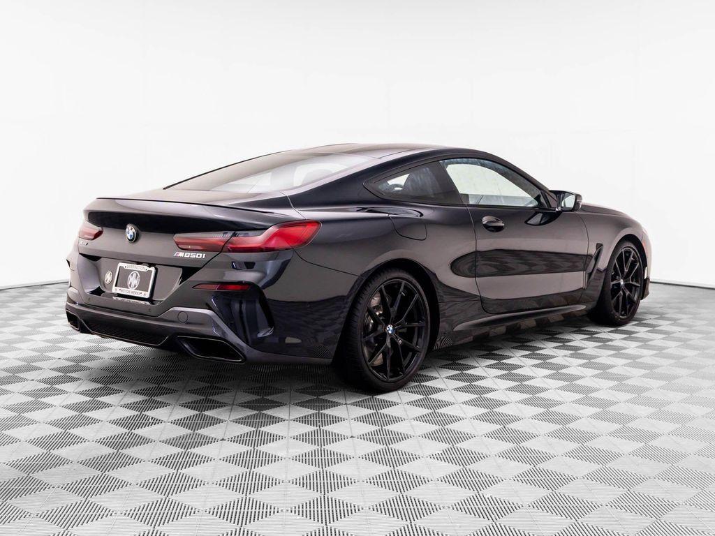 BMW M850 2024