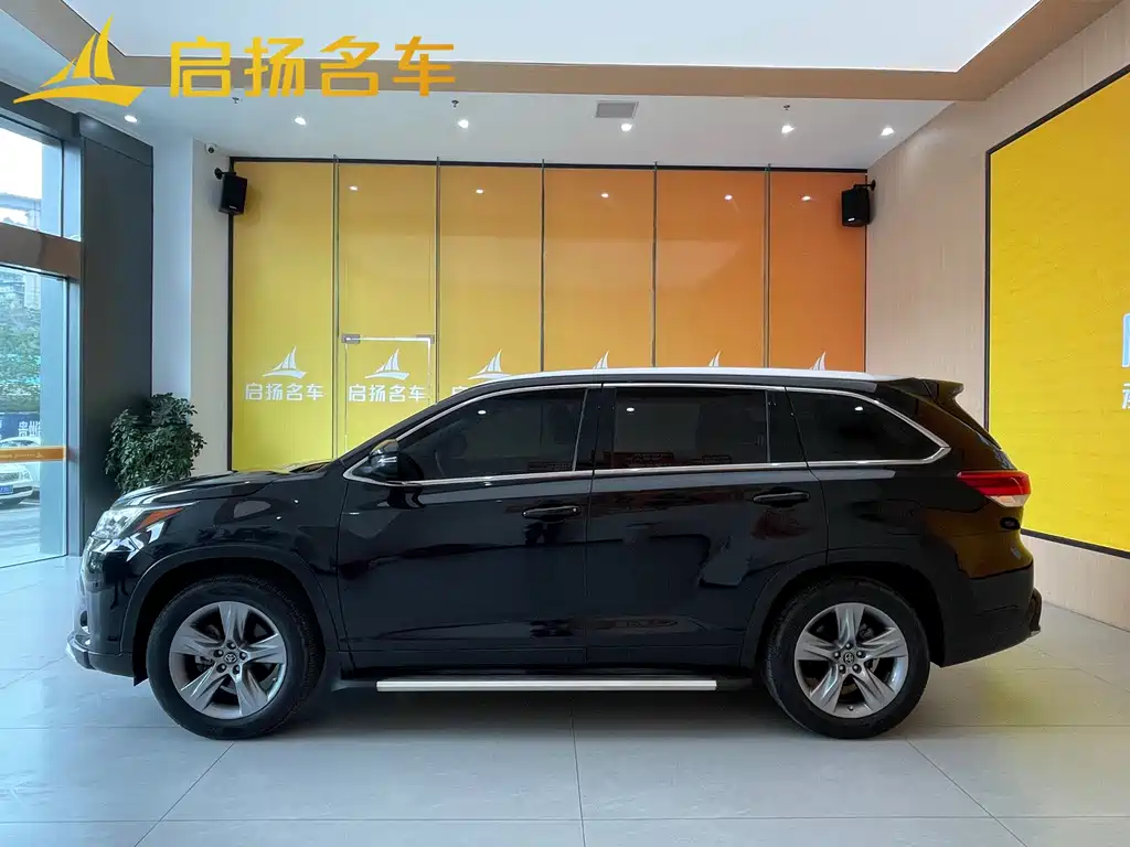 Toyota Highlander 2022