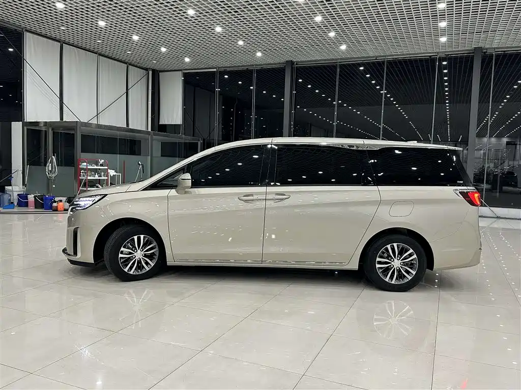 Buick GL8 2023