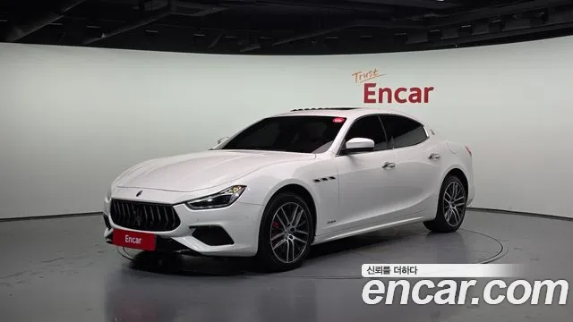 Maserati Ghibli 2020