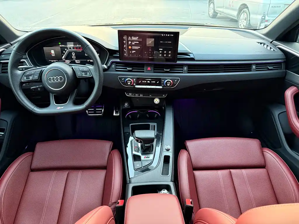 Audi A4 2024
