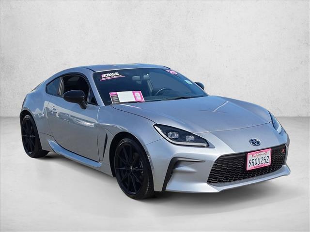 Toyota GR86 2025