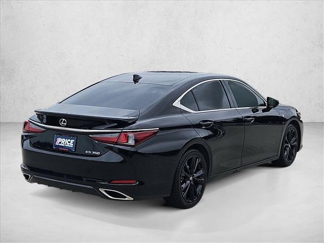 Lexus ES 2022