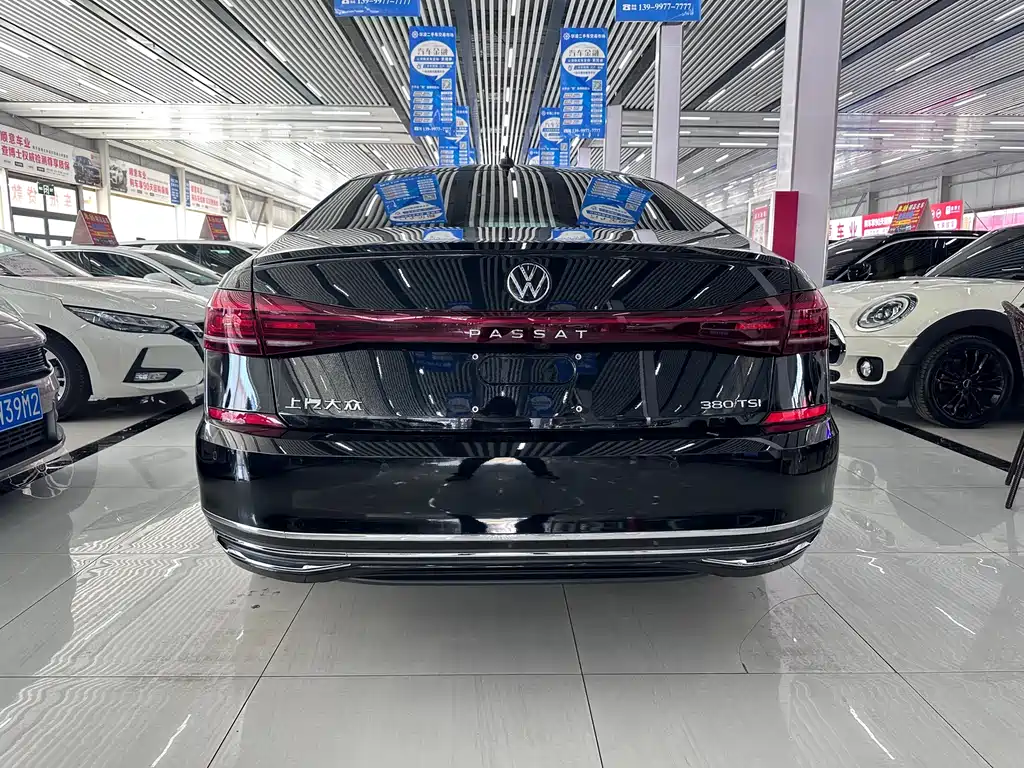 Volkswagen Passat 2024